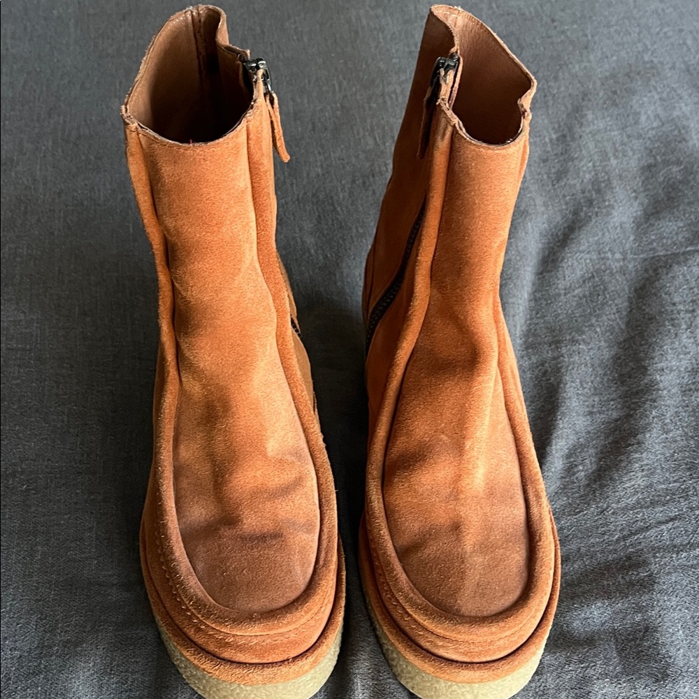 Stylish Copper Tan Platform Boots for Women 7 (37) - Picture 5 of 6